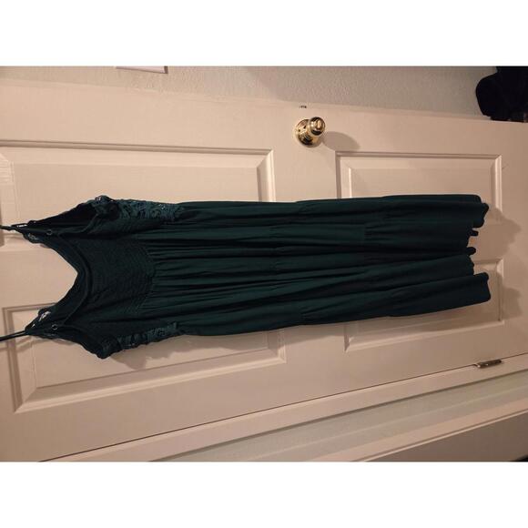 Women's Dark Green Maxi Dress with Lace Bodice - Picture 8 of 10